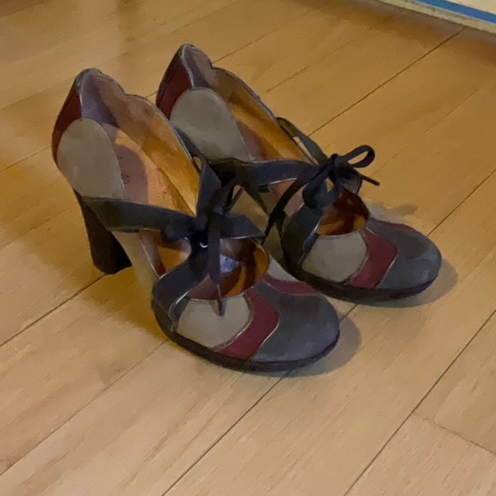 Adorable Naya pumps 7.5